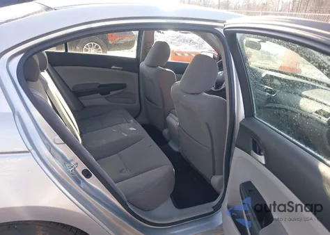 2011 Honda Accord 2.4 Lx z USA, uszkodzony, nr VIN 1HGCP2F39BA234218